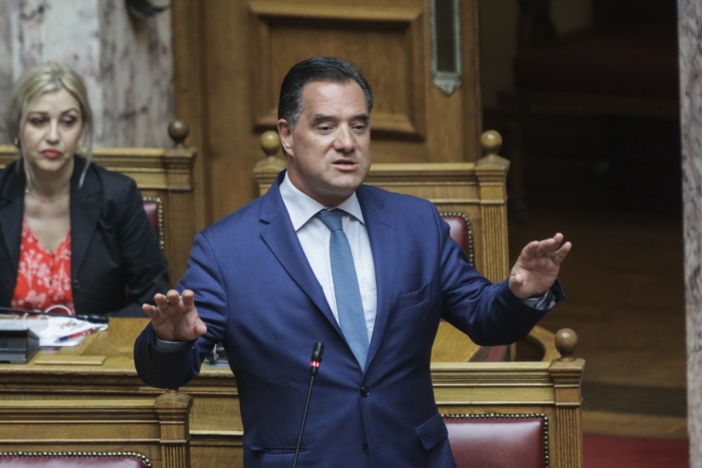 Αυστηροί οι δικαστές του ΣτΕ προς τον Άδωνι Γεωργιάδη για τη Novartis – “Εκφράστηκε με αδόκητη και απρεπή αμετροέπεια”