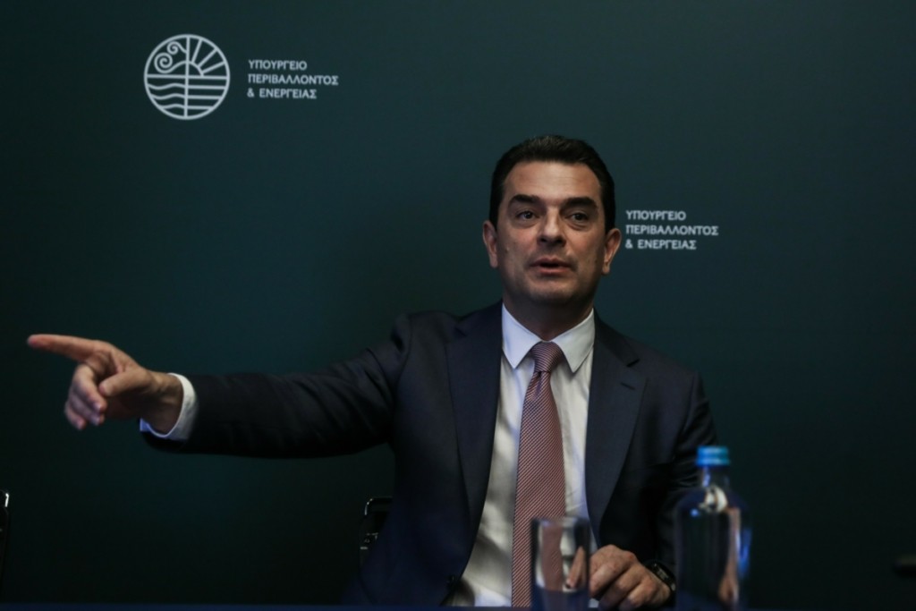 Οριζόντια για όλους, χωρίς εισοδηματικά κριτήρια η επιδότηση ρεύματος τον Ιούλιο – Αναλυτικά τα ποσά