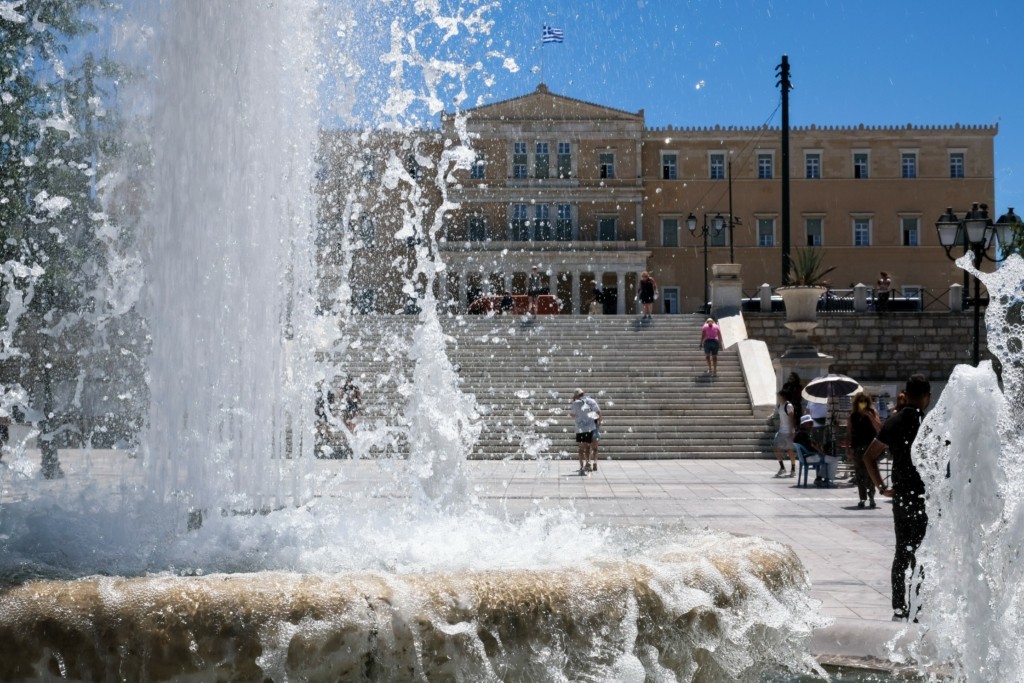 “Καμίνι” όλη η χώρα την Κυριακή – Πού θα δείξει 42 βαθμούς το θερμόμετρο