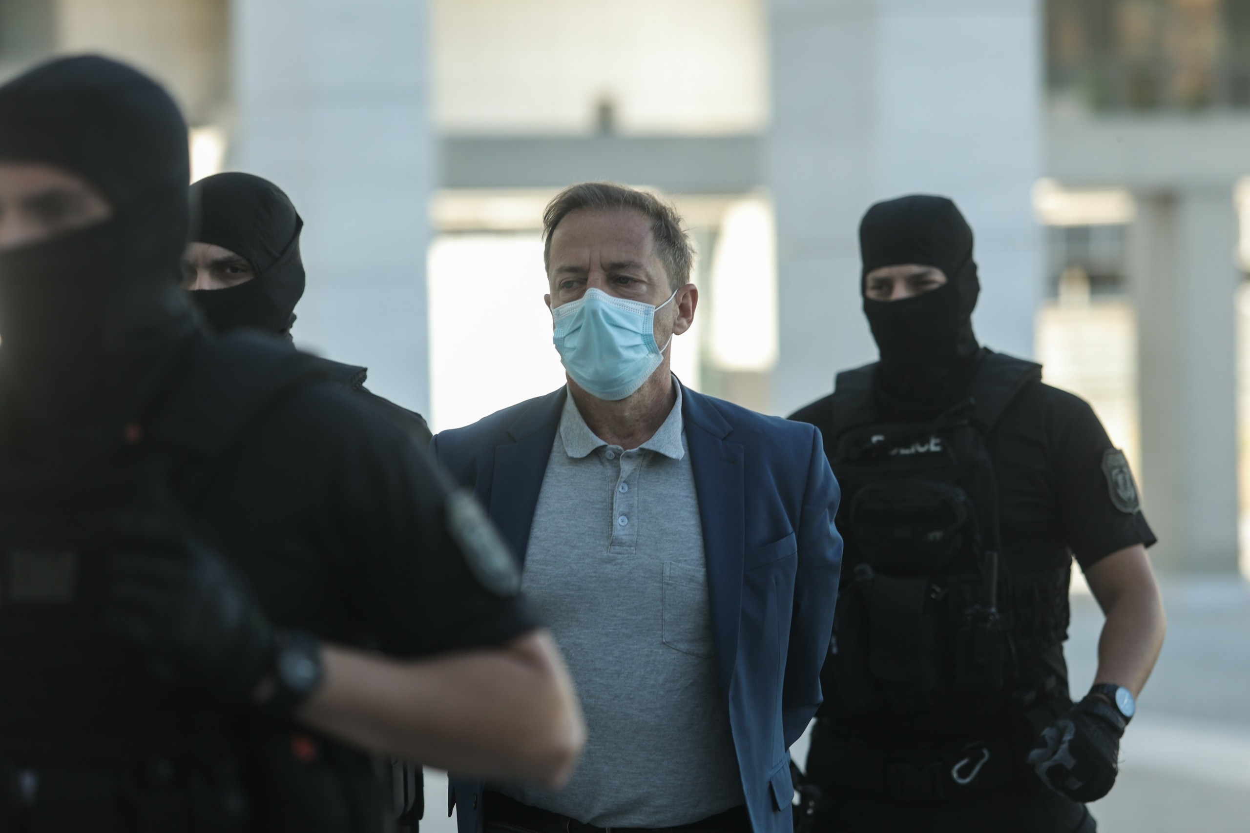 Σε 12 χρόνια κάθειρξη καταδικάστηκε ο Δημήτρης Λιγνάδης για τους δύο βιασμούς ανήλικων αγοριών