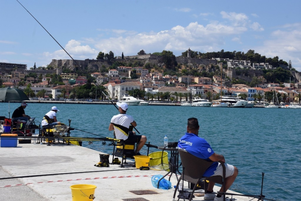 Επιστρέφει η ζέστη τη Δευτέρα με 32αρια και ήλιο