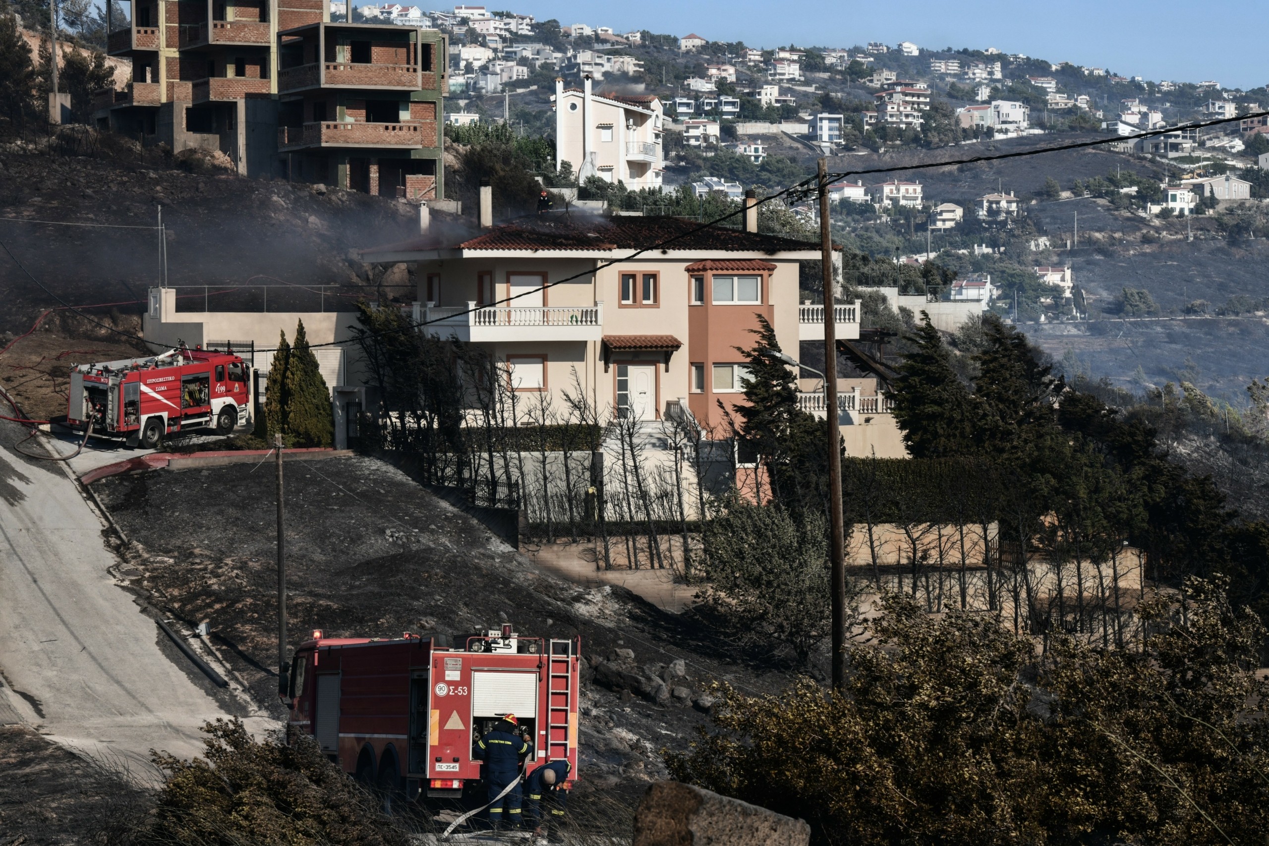 Διακοπές και τροποποιήσεις δρομολογίων των λεωφορειακών γραμμών λόγω της πυρκαγιάς στην Πεντέλη
