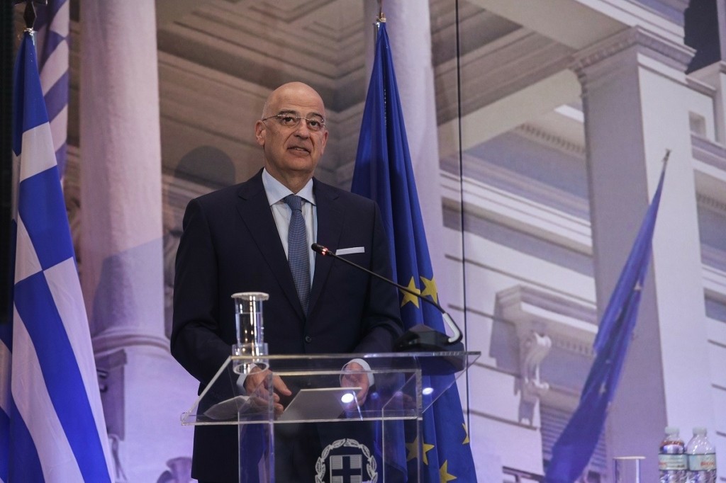 Ο Δένδιας έβαλε ξανά στη θέση της την Τουρκία – “Λειτουργεί με αντίθετο τρόπο από μια σύγχρονη χώρα του 21ου αιώνα”