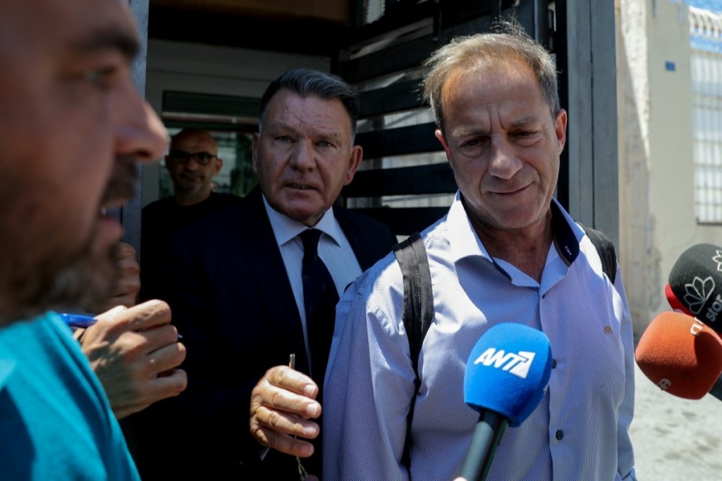 Εκτός φυλακής ο Δημήτρης Λιγνάδης – Οι πρώτες του δηλώσεις – Στο “τραπέζι” η άσκηση έφεσης για την αποφυλάκιση (vid)