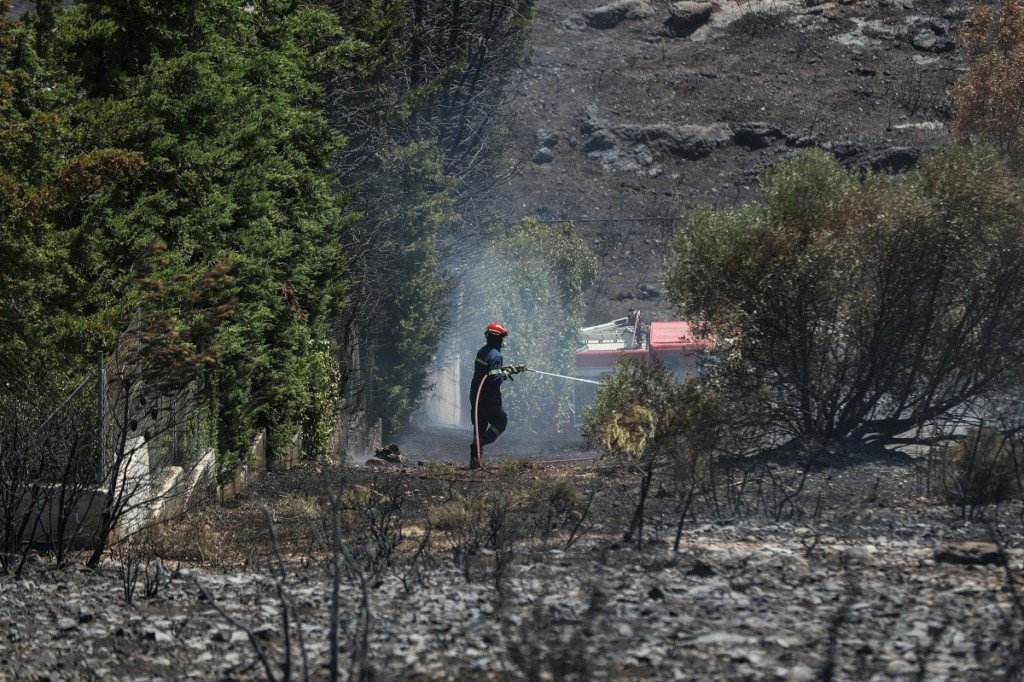 Επείγουσα εισαγγελική έρευνα για τις φωτιές σε Πεντέλη, Ντράφι, Μέγαρα και Παλλήνη