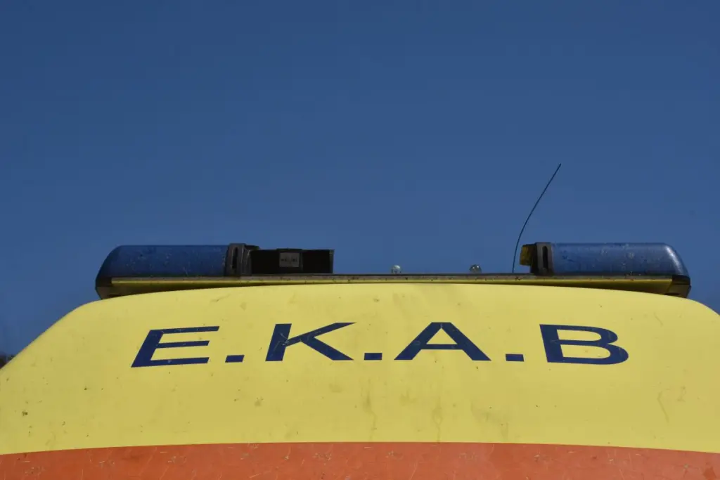 Λάρισα: Τον καταπλάκωσε το δέντρο που έκοβε – Νεκρός ένας 58χρονος