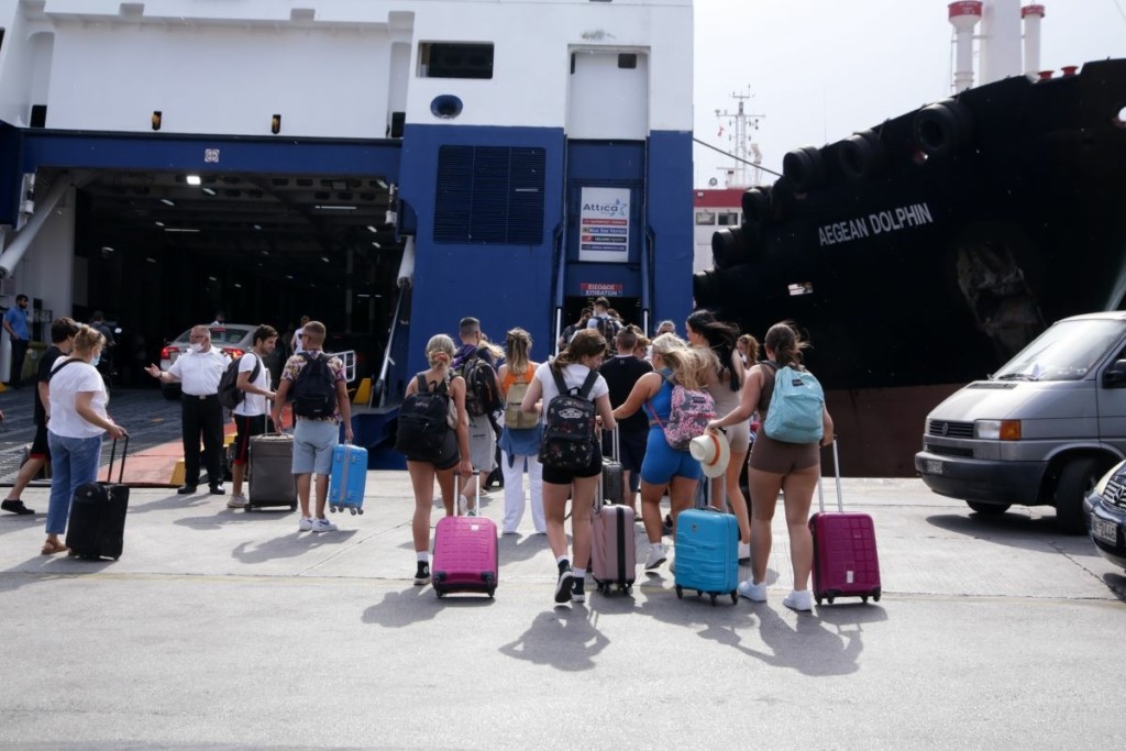 Αναρτήθηκαν στη ΔΥΠΑ οι οριστικοί πίνακες των δικαιούχων για το πρόγραμμα “Κοινωνικός Τουρισμός 2022”