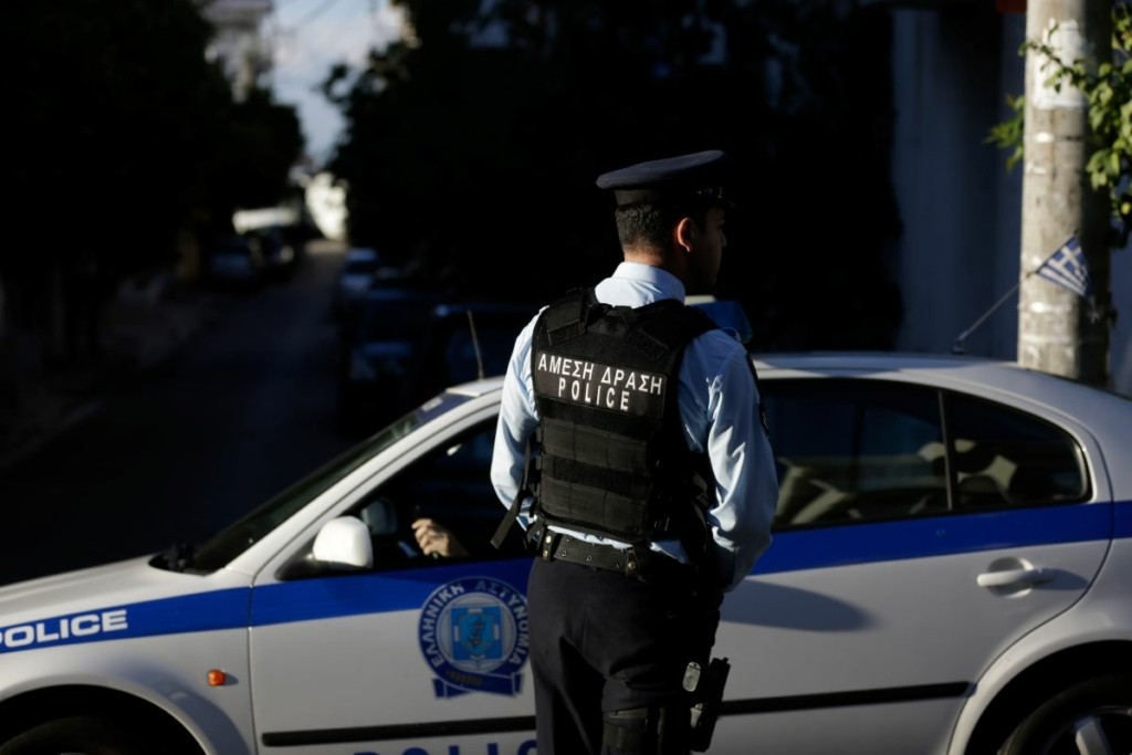 Συνελήφθησαν τέσσερα άτομα για κλοπές αυτοκινήτων στου Παπάγου – Πώς δρούσαν