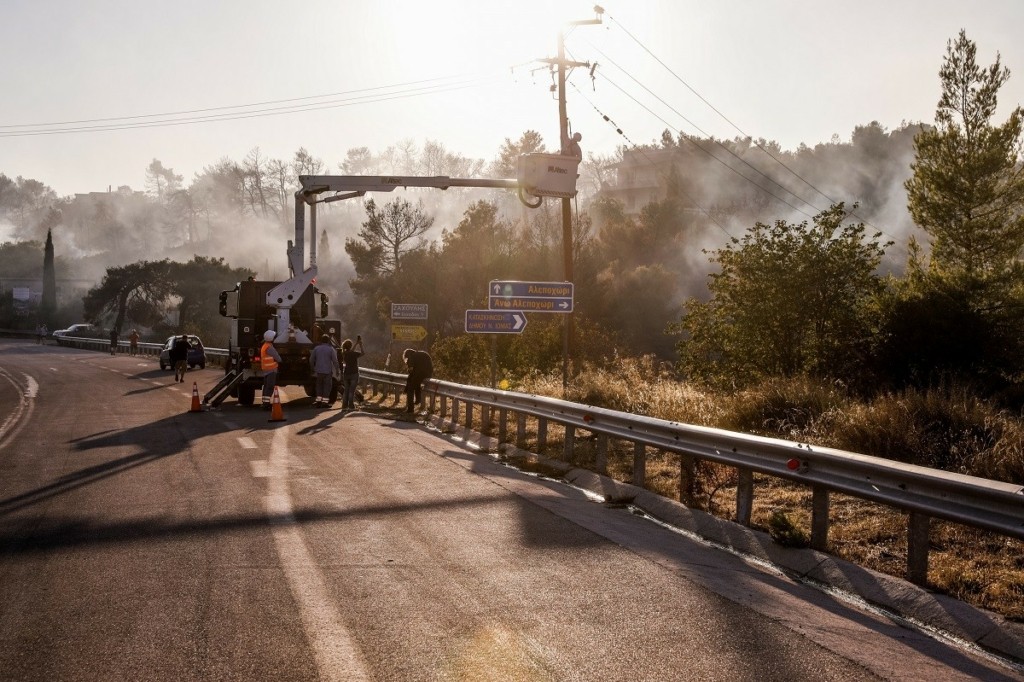 Συνεχίζονται οι αυτοψίες στις πληγείσες περιοχές – Πότε θα αποκατασταθεί η ηλεκτροδότηση σε Βορειοανατολική Αττική και Μέγαρα