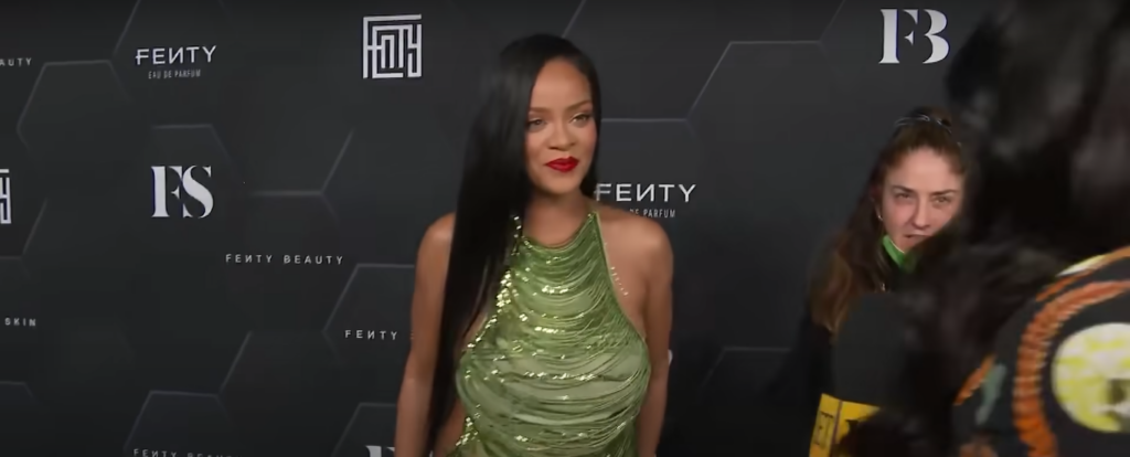 Και επίσημα η Rihanna αποτελεί τη νεότερη πιο πλούσια αυτοδημιούργητη της Αμερικής