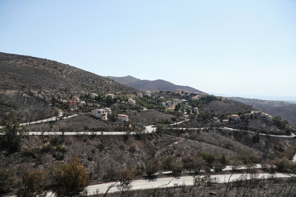 Αυτά είναι τα 12 μέτρα στήριξης νοικοκυριών, επιχειρήσεων και αγροτών για τις πυρκαγιές στην Αττική