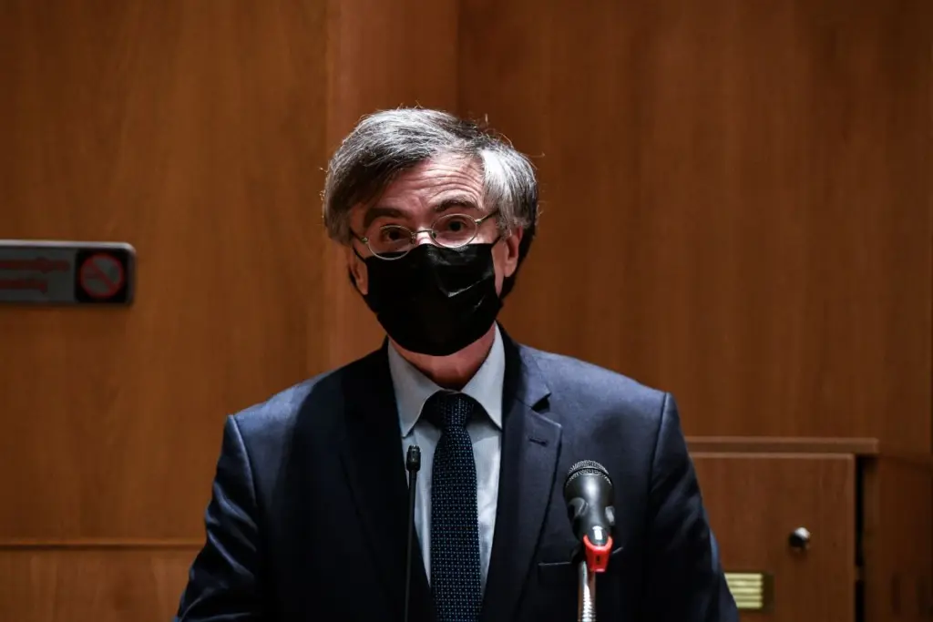 Ο Σωτήρης Τσιόδρας απαντάει σε όλα – Οι παραλλαγές του κορονοϊού, τα εμβόλια νέας γενιάς και γιατί δεν θα πάρουμε νέα μέτρα