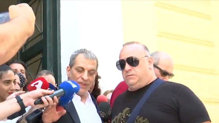 Ακυρώθηκε η συναυλία του Θέμη Αδαμαντίδη στη Λέσβο – Οι βαριές διώξεις και οι σοβαρές καταγγελίες (vids)