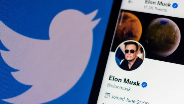 Στην αντεπίθεση το Twitter – Κατηγορεί τον Έλον Μασκ για σκόπιμο σπάσιμο της συμφωνίας εξαγοράς
