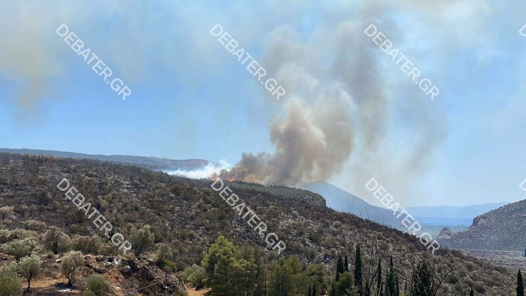 Ανεξέλεγκτη η φωτιά στο Πόρτο Γερμενό – Ήχησε το 112 για εκκένωση του οικισμού Μύτικα – Μαρτυρία για καμένο σπίτι (pics&vid)