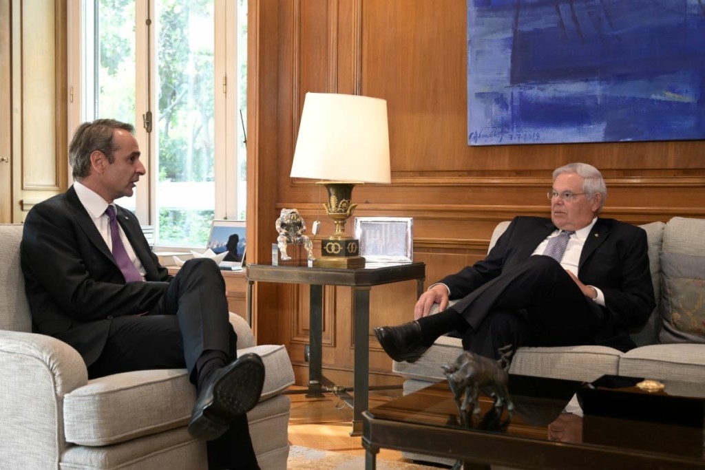 “Η Αλεξανδρούπολη θα αποτελέσει γεωστρατηγικό κέντρο για την Ελλάδα και το ΝΑΤΟ” – Η συνάντηση Μενέντεζ-Μητσοτάκη