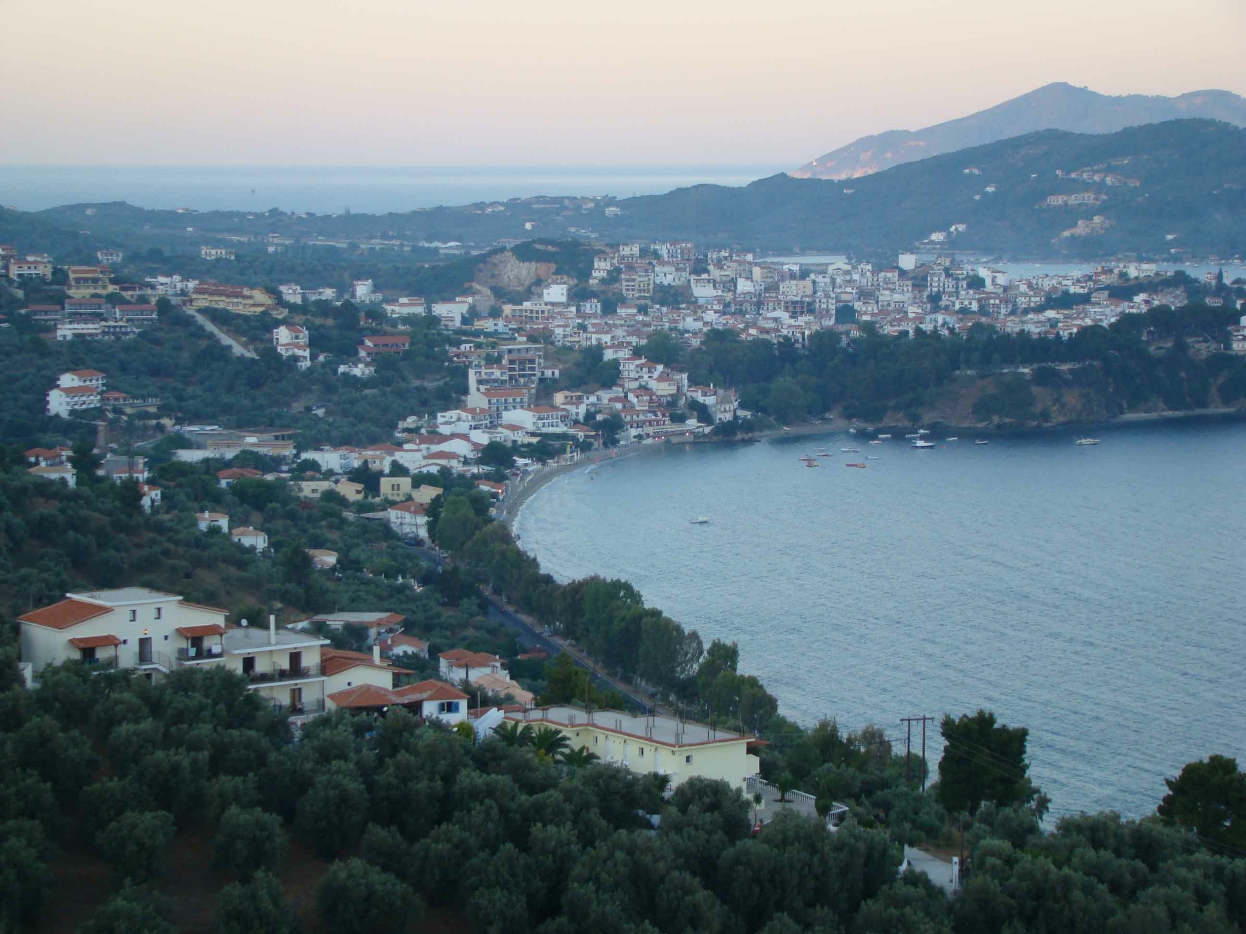 Αποκαταστάθηκε το γενικό black out στις Σποράδες