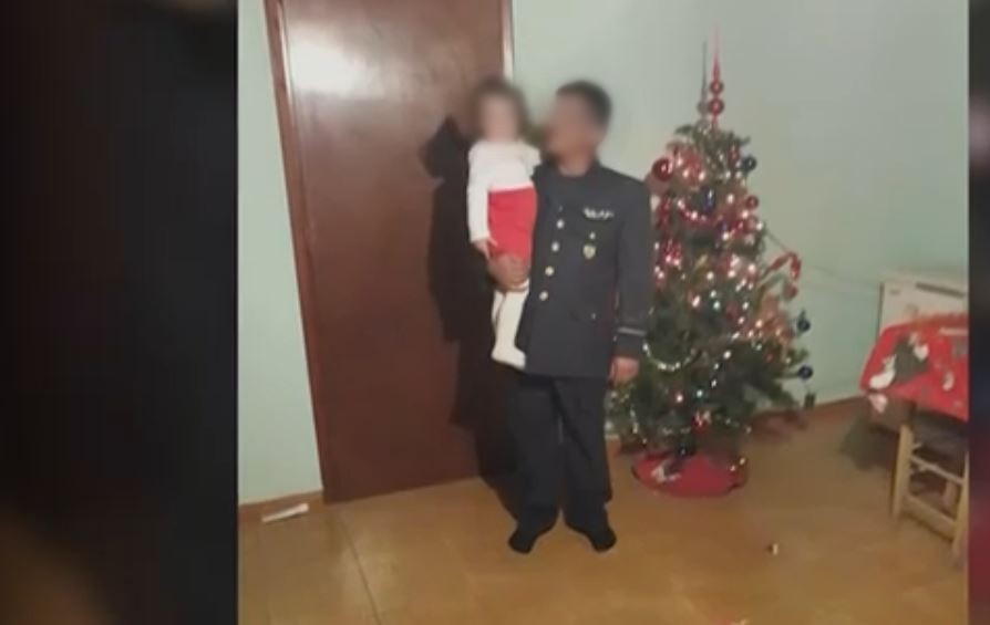 “Σπάει” τη σιωπή του ο πατέρας της 6χρονης Αμέλιας που πνίγηκε στην Κορινθία – “Τα έχω χαμένα, μου απαγόρευσαν να πάω στο παιδί μου”