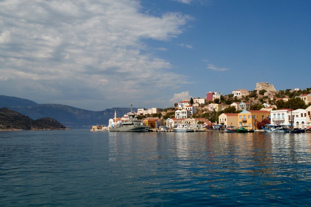 Ο Οικονόμου απαντά σε Ακάρ για το Καστελόριζο με πρόταση για…”αγώνα ειρήνης ανοικτής θαλάσσης με Έλληνες και Τούρκους”