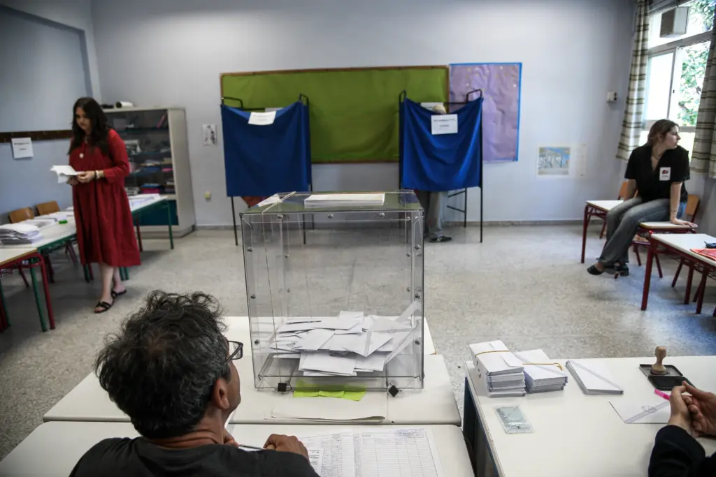 Δημοσκόπηση GPO: Στο 10,1% η διαφορά ΝΔ-ΠΑΣΟΚ στην πρόθεση ψήφου – Ανησυχία για την προεδρία Τραμπ στις ΗΠΑ