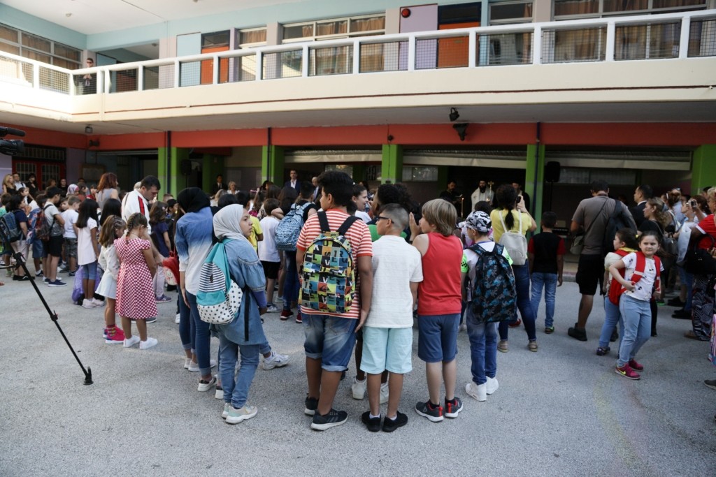 Επιστρέφει η κανονικότητα στα σχολεία – Τέλος τα self test – Πότε θα είναι υποχρεωτική η μάσκα