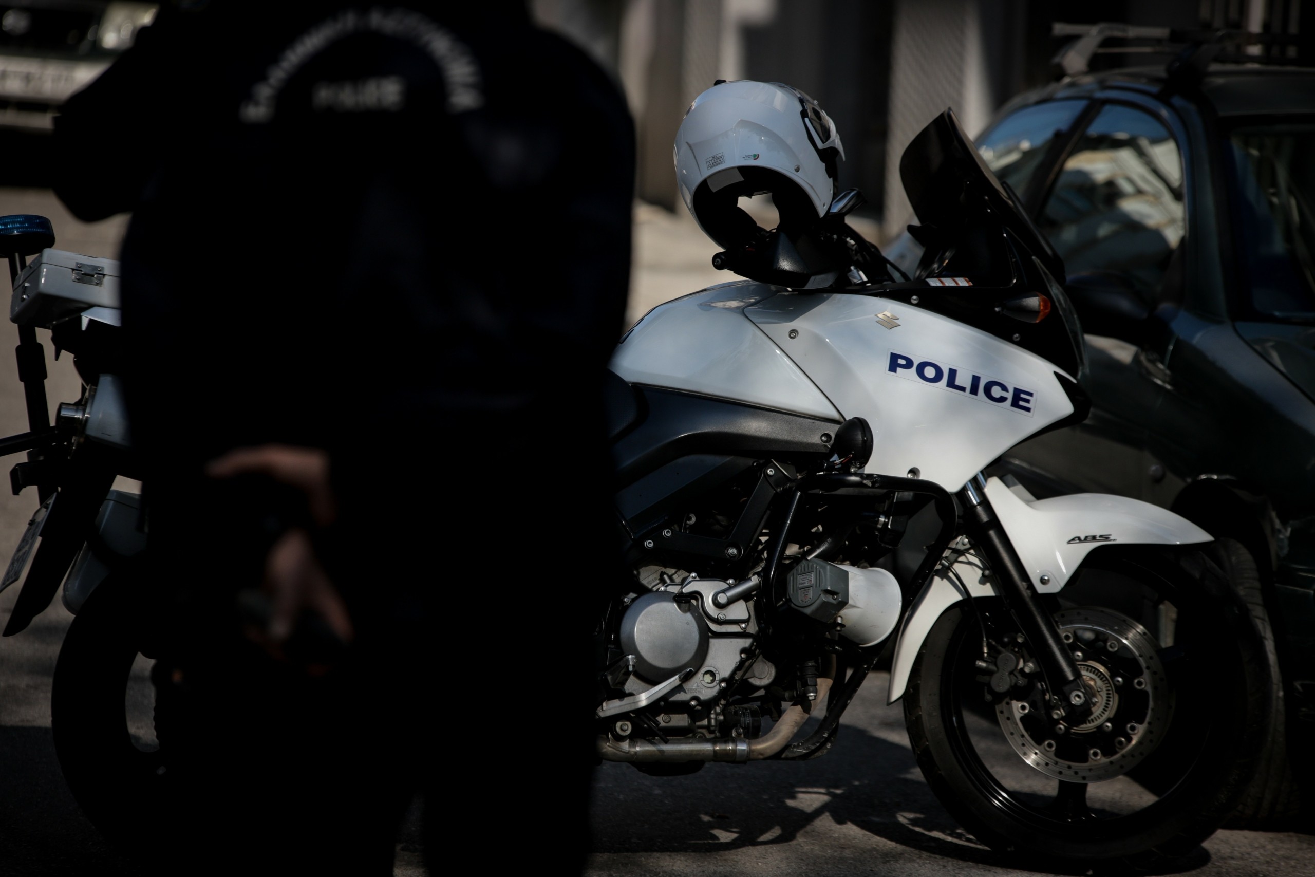 “Ντου” της ΕΛΑΣ σε 8 κτηματολογικά γραφεία στην Αττική: 9 συλλήψεις – Στα 500 ευρώ το γρηγορόσημο