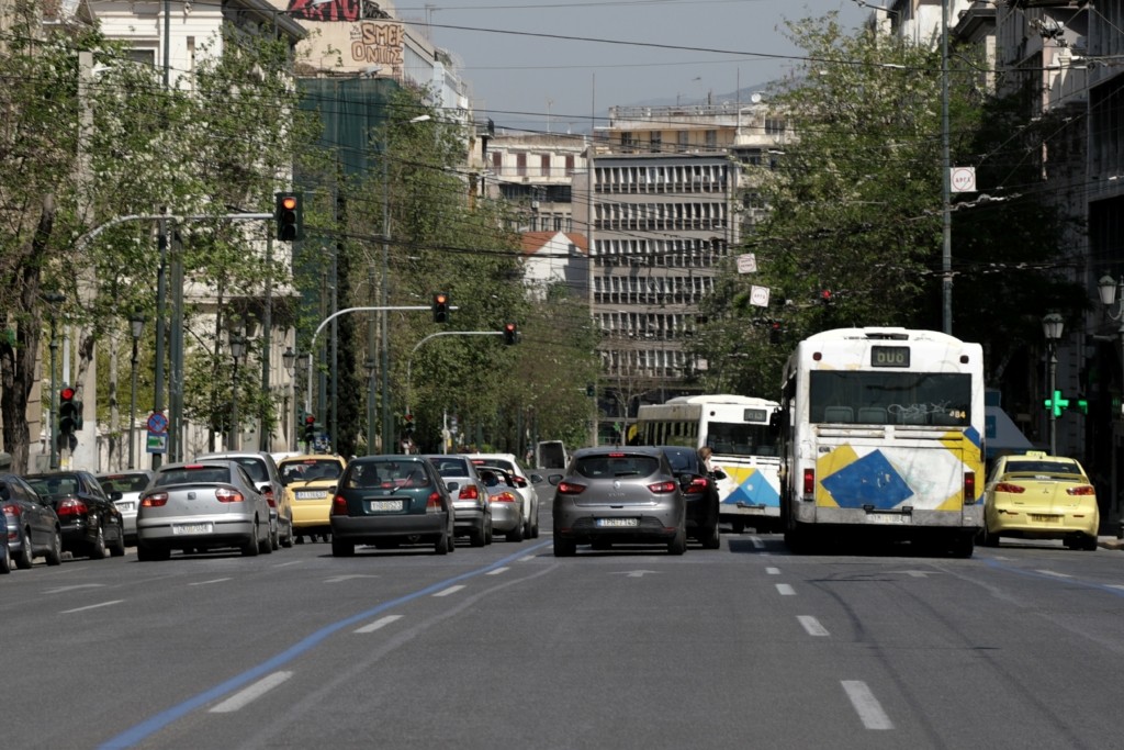 Κυκλοφοριακές ρυθμίσεις σε Αθήνα και Πειραιά ανήμερα των Θεοφανίων
