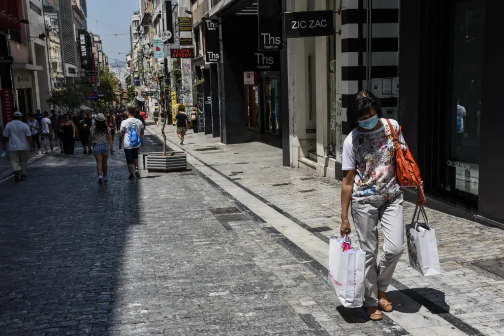 Στις αρχές Σεπτεμβρίου “κλειδώνουν” τα μέτρα της ΔΕΘ – Το πλάνο της κυβέρνησης για την “επόμενη μέρα”