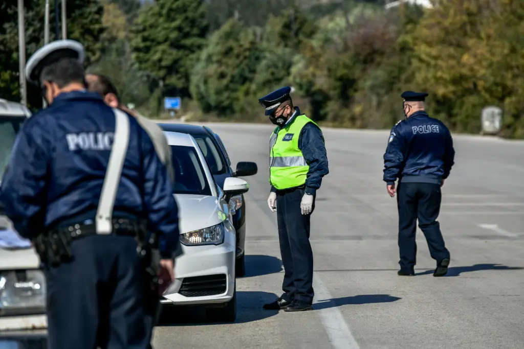 Αυτός είναι ο βουλευτής του ΣΥΡΙΖΑ που σταμάτησαν αστυνομικοί στον ΒΟΑΚ – Τι λέει για τον έλεγχο και τις “απειλές”