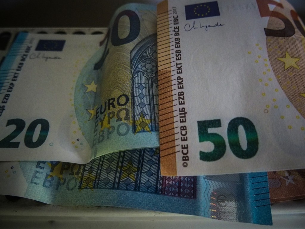 Προ των πυλών νέα μέτρα στήριξης ενάντια στον ενεργειακό “Αρμαγεδδώνα” – Ποια έχουν “κλειδώσει”