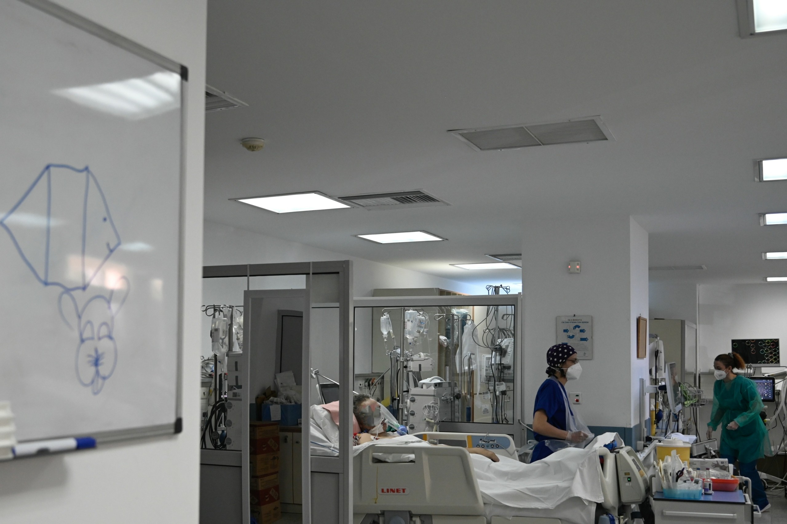Στη ΜΕΘ σε κρίσιμη κατάσταση 4χρονος που έπεσε στο σπίτι του στην Άρτα