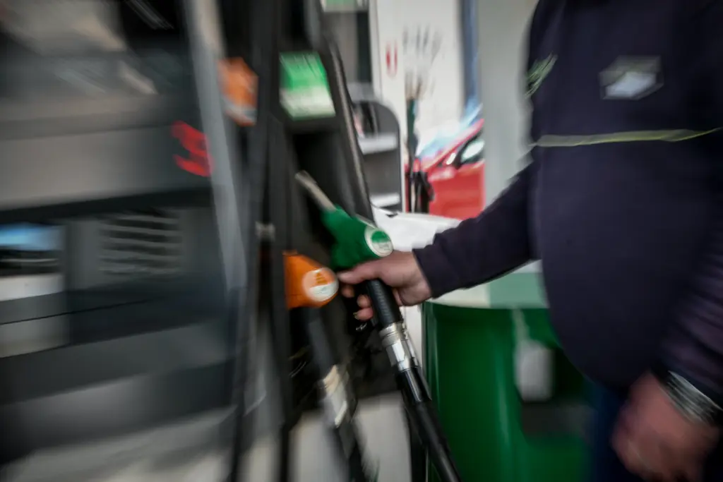 “Ξεκόβει” για την ώρα τα περί Fuel Pass 3 ο Σταϊκούρας – “Δεν έχει τεθεί θέμα”