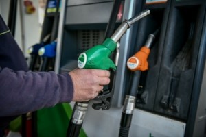 Καύσιμα: Νέα άνοδος τιμών εξαιτίας του “ράλι” στο αργό πετρέλαιο