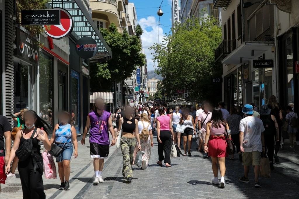 Συμπληρωματικό προϋπολογισμό για την επιπλέον στήριξη νοικοκυριών και επιχειρήσεων προανήγγειλε ο Σταϊκούρας