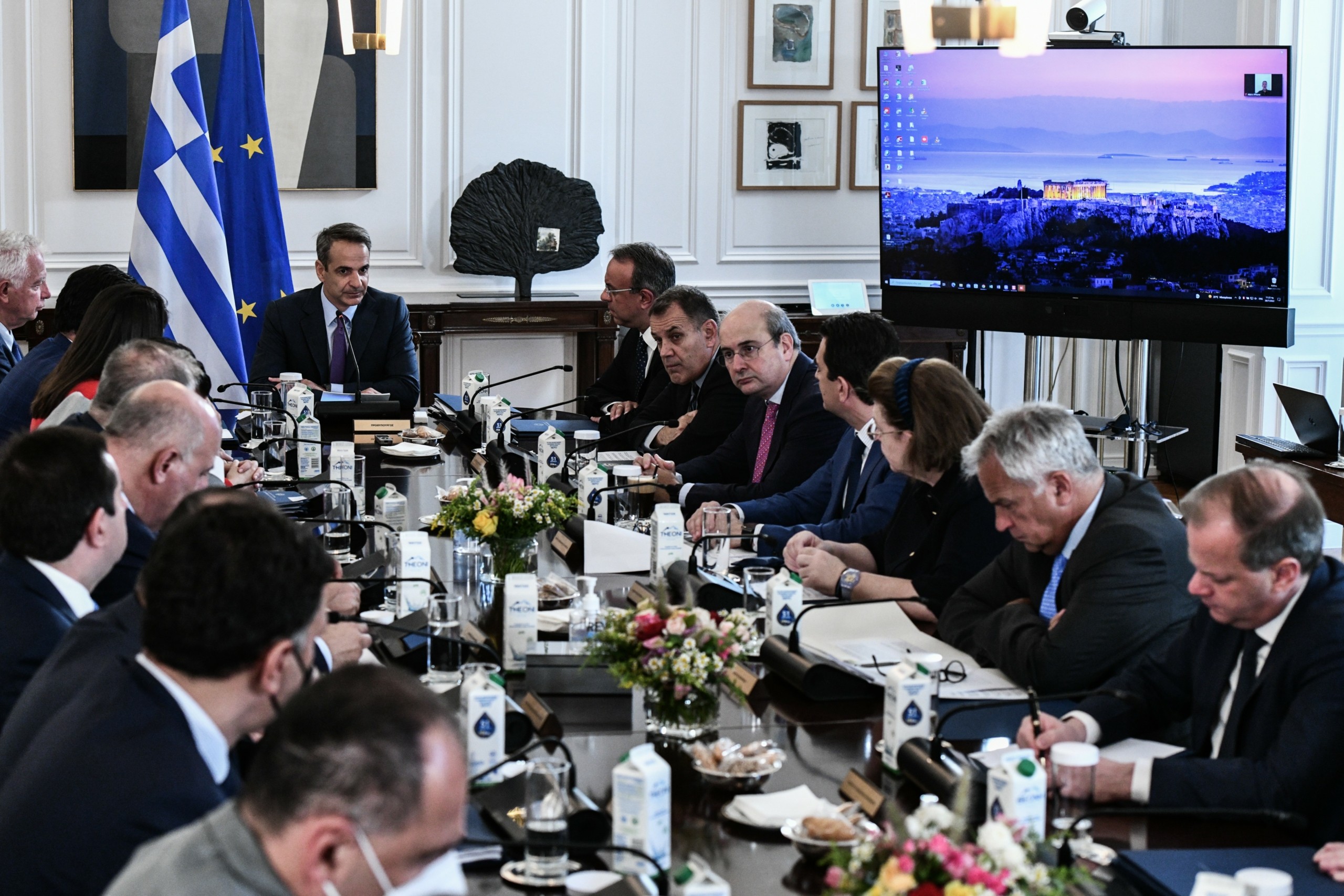 “Αποκαλυπτήρια” για το μίνι ασφαλιστικό στο υπουργικό συμβούλιο – Συνεδριάζει υπό τον πρωθυπουργό