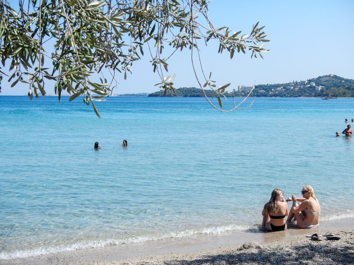 Αλλάζει ο καιρός από το Σάββατο με νεφώσεις και τοπικές βροχές