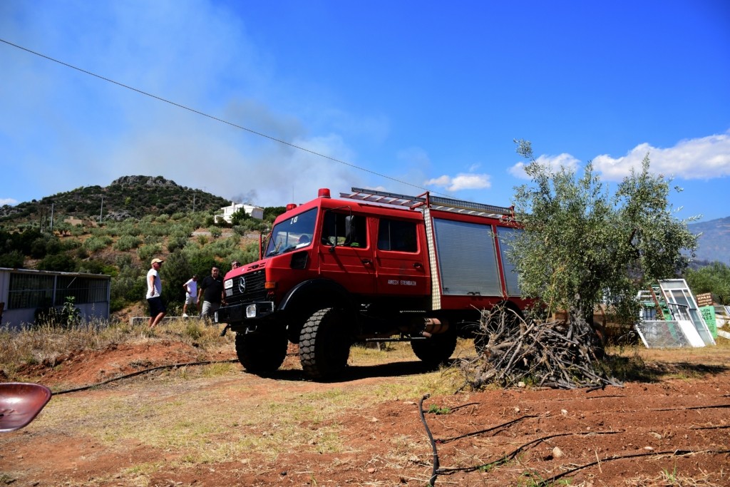 Πολύ υψηλός κίνδυνος πυρκαγιάς αύριο για πέντε περιφέρειες της Ελλάδας