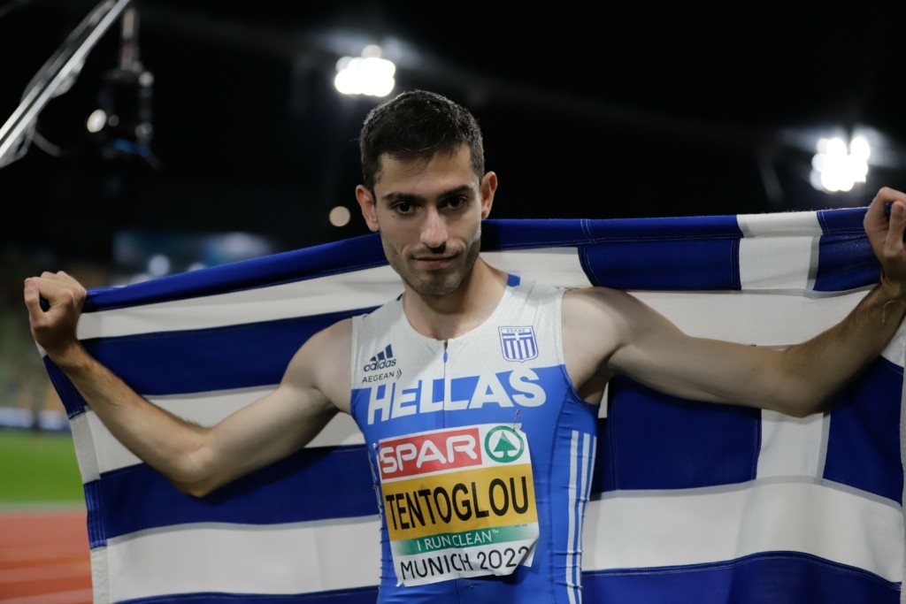 “Τρελαμένος” ο προπονητής του Τεντόγλου για τη σπουδαία επίδοση στο Μόναχο – “Τον στρίμωξα πολύ” (vids)