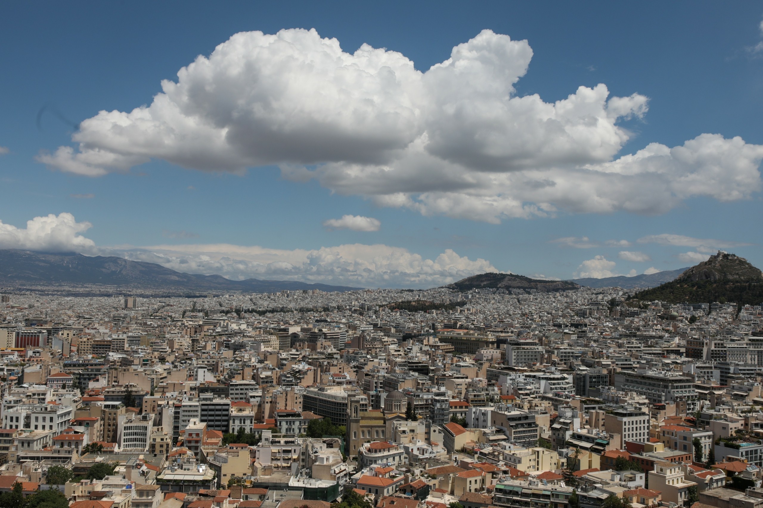 Φορολογικά μέτρα ελάφρυνσης για ιδιοκτήτες ακινήτων – Οι εκπτώσεις στο φόρο εισοδήματος που σχεδιάζει η κυβέρνηση