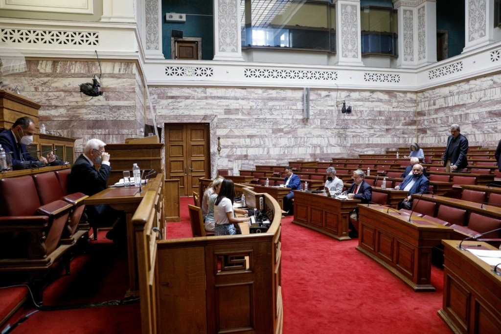 Σε εξέλιξη η ακρόαση του νέου διοικητή της ΕΥΠ Θεμιστοκλή Δεμίρη στην Επιτροπή Θεσμών