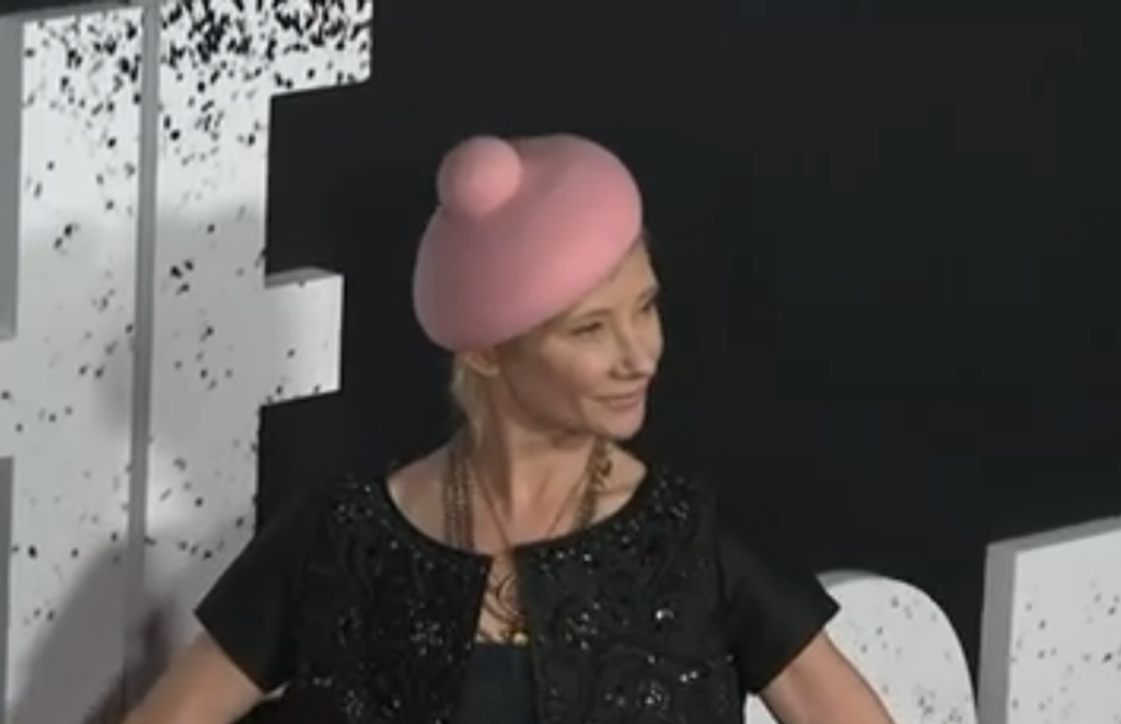 Το σπαρακτικό μήνυμα του γιου της Anne Heche – Χαμογελαστή στις τελευταίες της αναρτήσεις στο Instagram