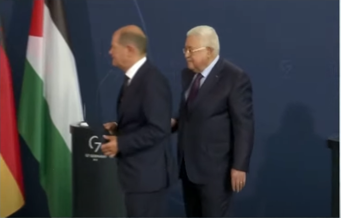 Εκνευρισμός στη Γερμανία για τη δήλωση Αμπάς περί “50 ολοκαυτωμάτων” του Ισραήλ