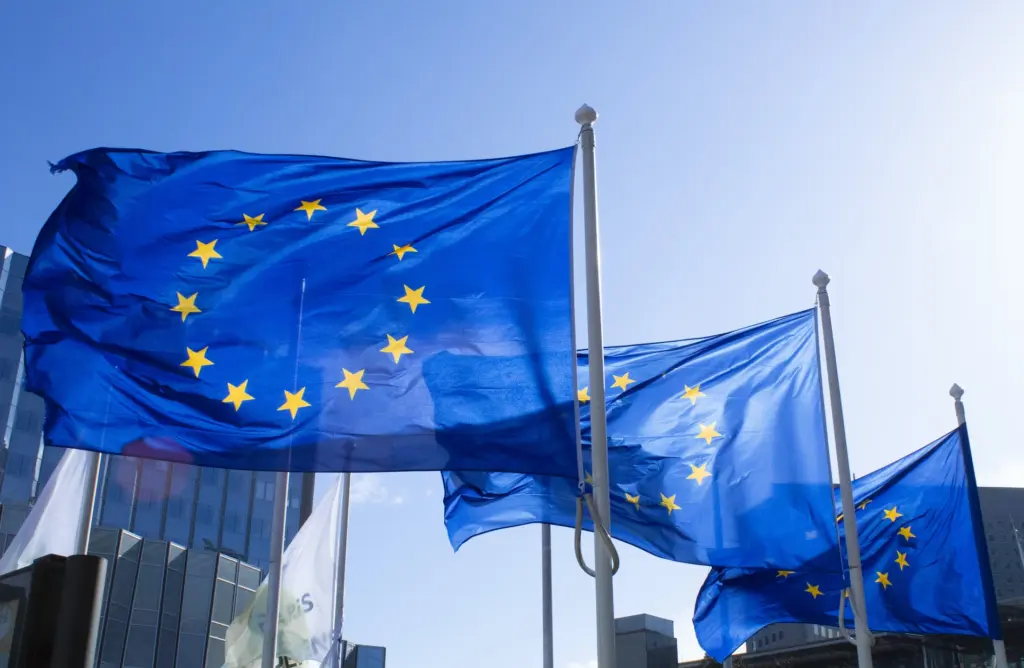 Στο “τραπέζι” της ΕΕ η απαγόρευση εισόδου Ρώσων πολιτών – Τι εξετάζεται