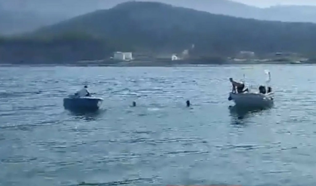 Απίστευτες εικόνες στην Κεφαλονιά – Πάτησε γκάζι και έπεσε με το αυτοκίνητο στη θάλασσα (vid)