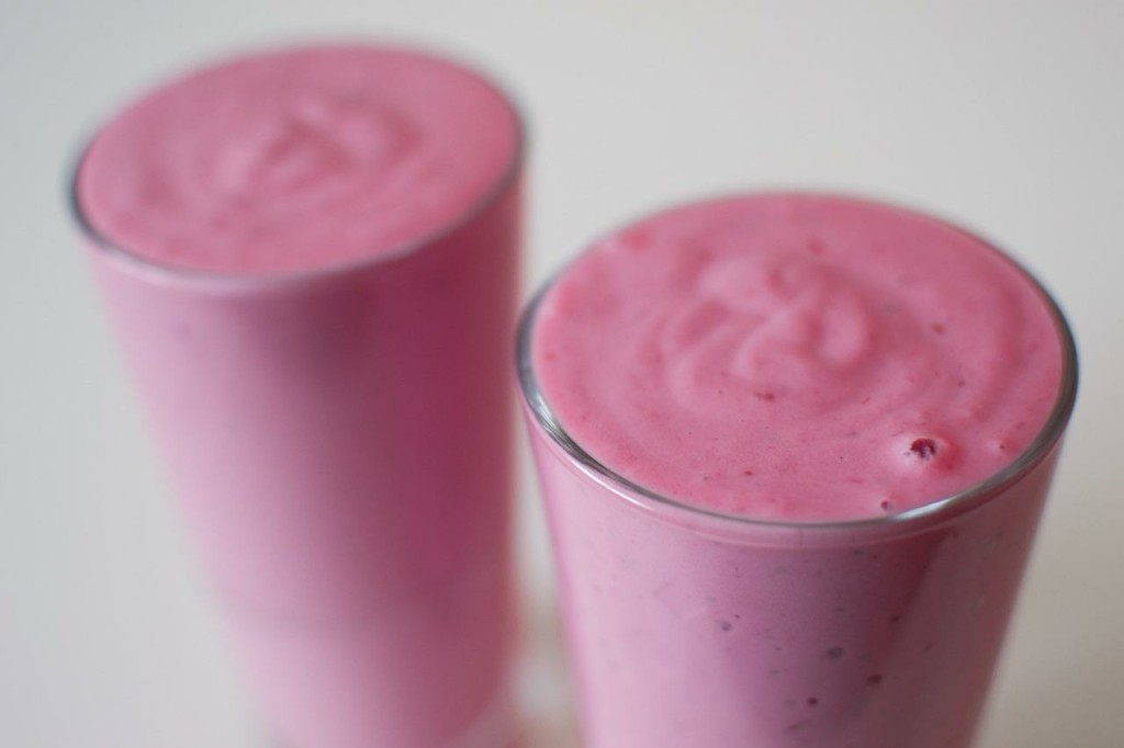 Ροζ smoothie με καρπούζι και 4 υλικά!