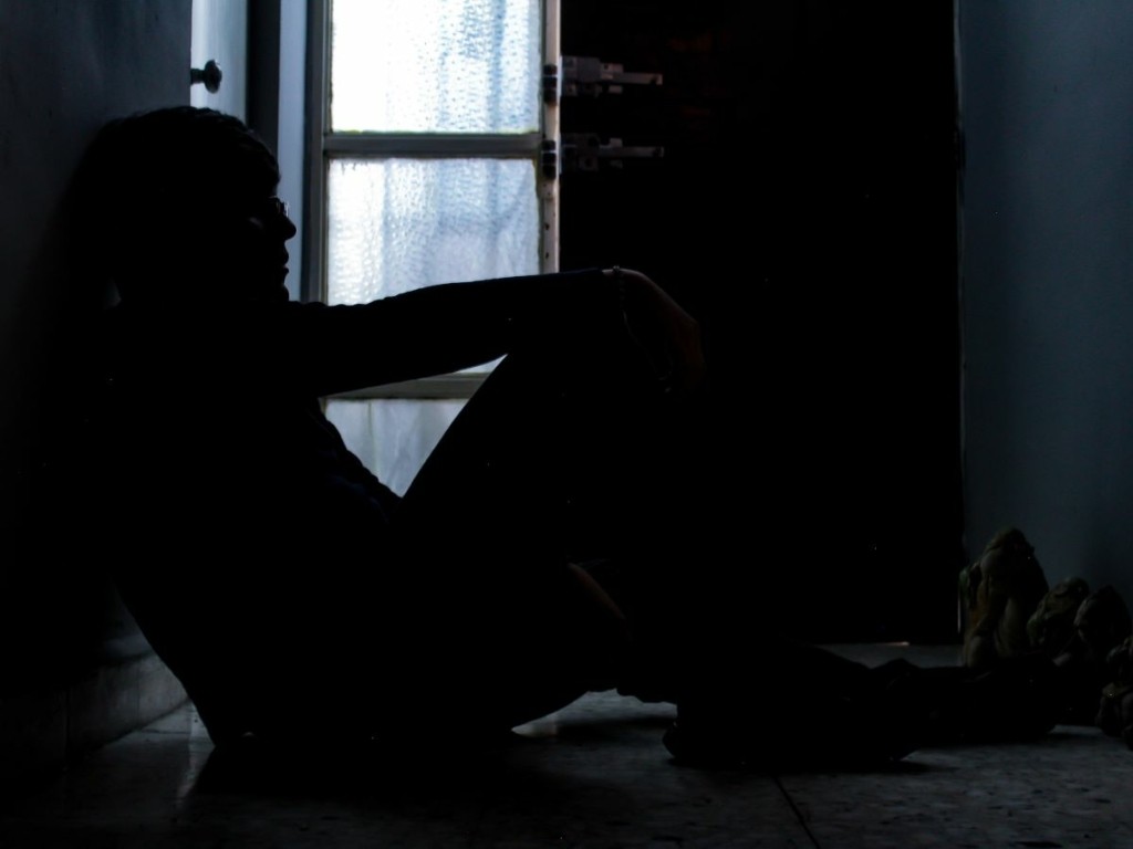 Φρίκη στη Βούλα – 49χρονος βίασε 60χρονη με νοητική υστέρηση σε εγκαταλελειμμένο κτίριο