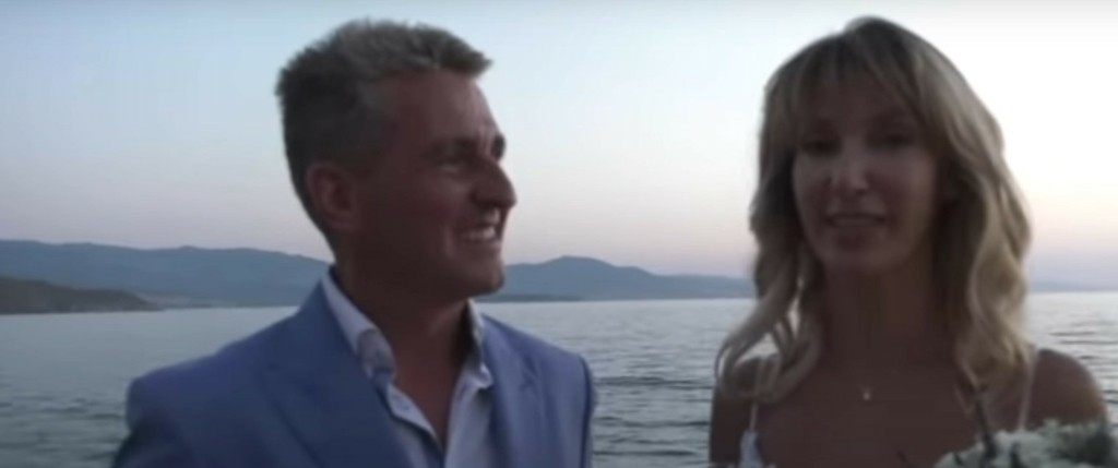 Ο έρωτας πολέμους δεν κοιτά – Ουκρανός παντρεύτηκε Ρωσίδα στη Λέσβο (vid)