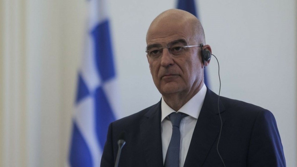 Δένδιας διαψεύδει την “Εστία” για κρίση στην σχέση του με τον Κυριάκο Μητσοτάκη