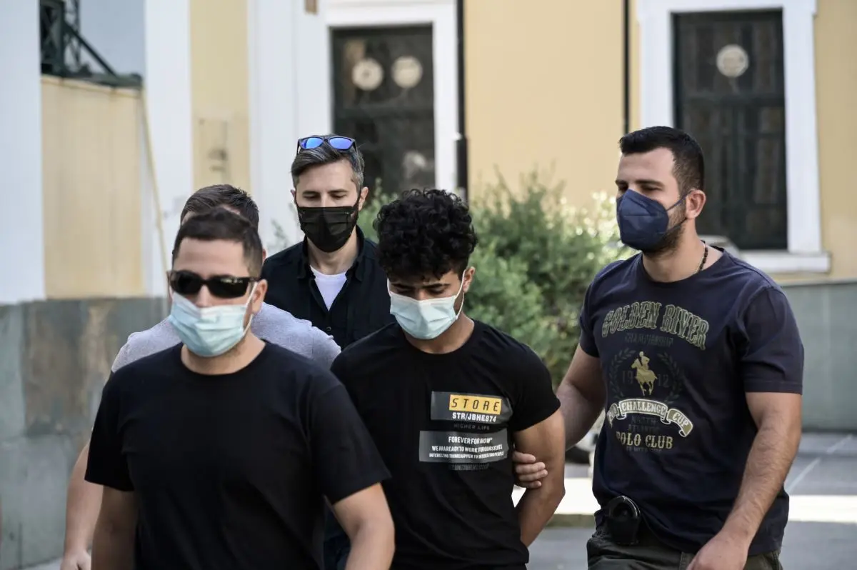 Μαίνεται το μυστήριο με την ηλικία του δολοφόνου της Νικολέττας – Κυκλοφορούσε με τέσσερις διαφορετικές ταυτότητες (vid)