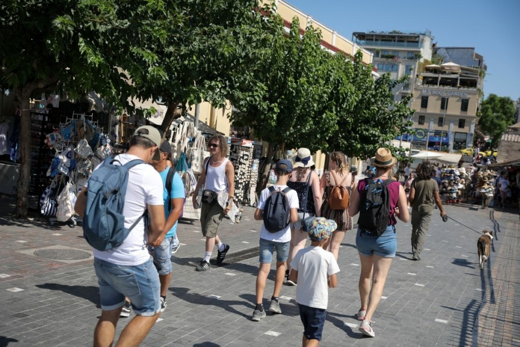 Στα 15.1482 τα κρούσματα στην Αττική και 8.318 στη Θεσσαλονίκη – Αναλυτικά η κατανομή των κρουσμάτων